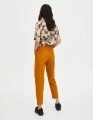 MUSZTARDOWE SPODNIE MOM JEANS (32)
