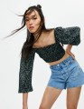 CZARNY TOP PRINT KWADRATOWY DEKOLT (S)