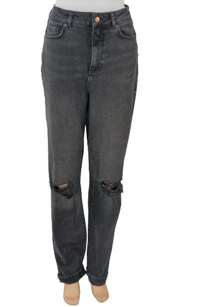 CZARNE MOM JEANS DZIURY (46)