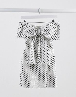 BIAŁA MINI SUKIENKA GROSZKI (36)