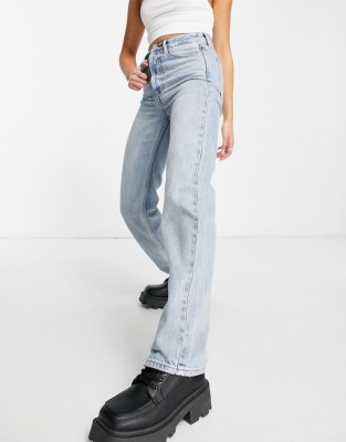 JASNONIEBIESKIE PROSTE JEANSY (24/32)