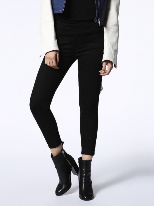 CZARNE JEANSY RURKI (W24L32)