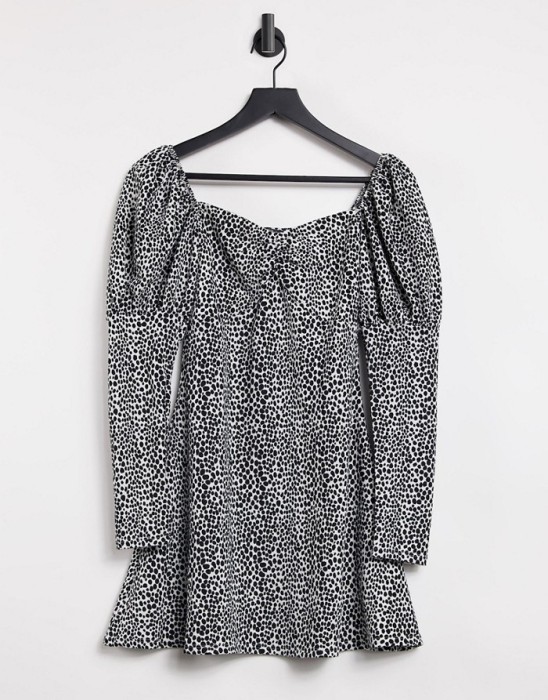 BIAŁA SUKIENKA MINI PRINT (36)