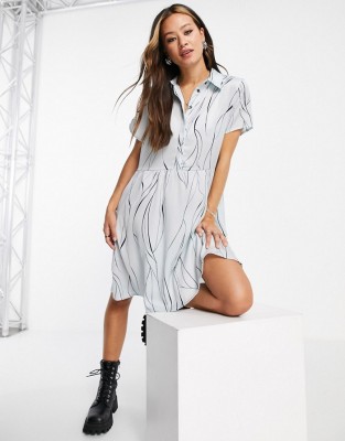 Niebieska sukienka mini wzór (38)