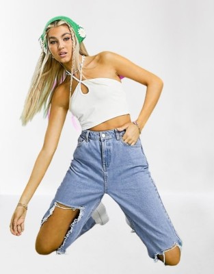 Niebieskie mom jeans dziury (32/32)