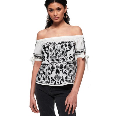 Biała bluzka odkryte ramiona hafty (40)