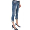 jeans-boyfriend-con-strass-e-perle-modello-cara-blu.jpg