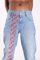 JASNONIEBIESKIE JEANSY NAPISY (W26L32)