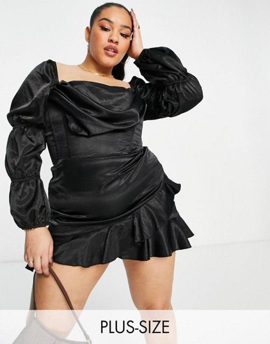 CZARNA SUKIENKA MINI (46)