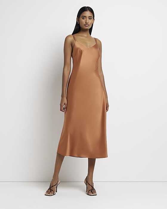 RDZAWA SATYNOWA SUKIENKA MIDI (34)