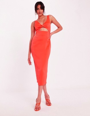 Czerwona satynowa sukienka midi (40)