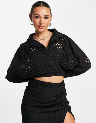 Czarna ażurowa bluzka (36)