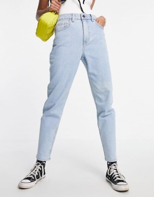 Jasnoniebieskie mom jeans (XS)