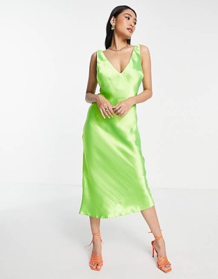Zielona satynowa sukienka v neck (40)