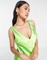 Zielona satynowa sukienka v neck (40)