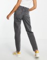 Szare mom jeans dziura (32)