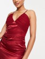 Czerwona satynowa sukienka (42)