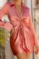 Koralowa satynowa sukienka mini (38)