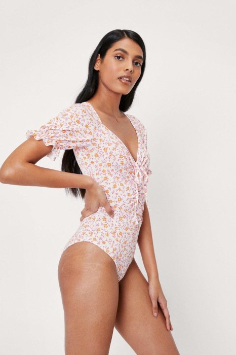 Białe body kwiaty (32)