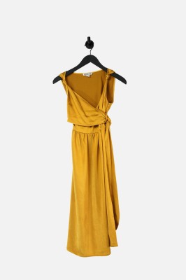 Satynowa sukienka rozcięcie (36)