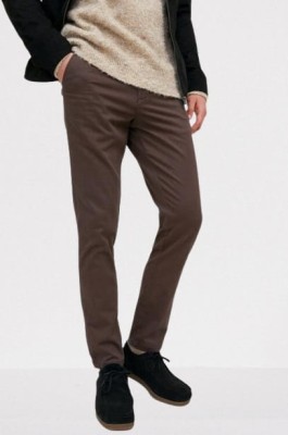 Brązowe spodnie 7/8 nogawki (29)