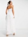 Śmietankowa zdobiona suknia off shoulder (40)