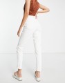 Śmietanowe mom jeans zamek (26)