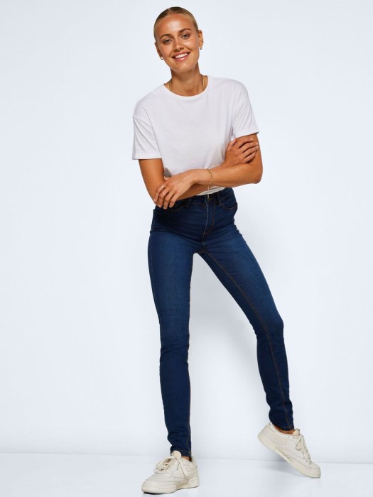 Granatowe jeansy rurki (25)