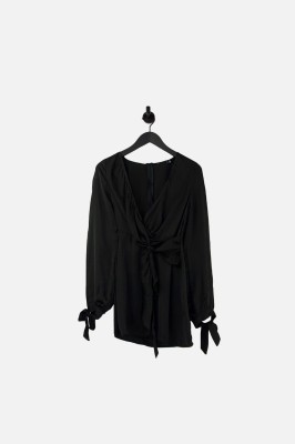 CZARNA SATYNOWA SUKIENKA MINI (34)