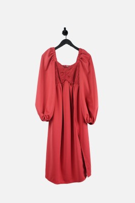 Różowa sukienka rozcięcie (40)