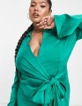 Satynowa zielona sukienka wiązanie (50)