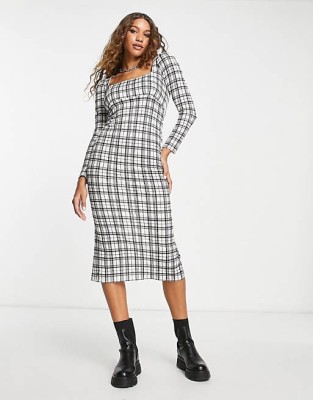 Biała sukienka midi krata (38)