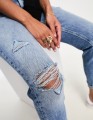 Niebieskie jeansy 7/8 dziury (26)