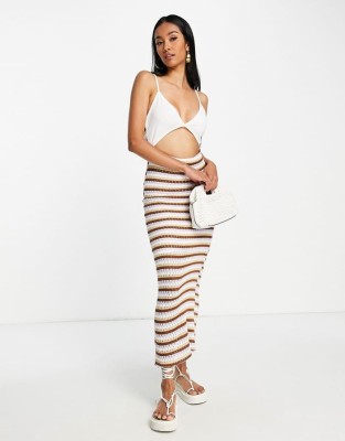 Szydełkowa sukienka midi (44)