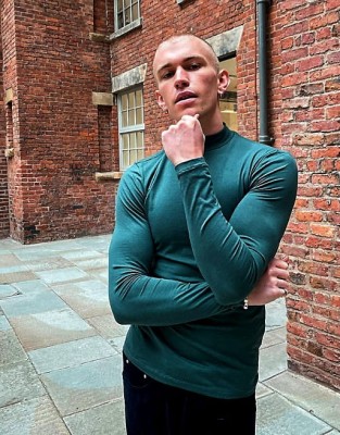 Zielony cienki sweter dopasowany (XS)