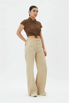 Beżowe proste jeansy high waist (31/30)