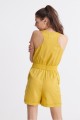 Musztardowy krótki kombinezon (34)