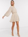 Beżowa sukienka szyfonowa mini (42)