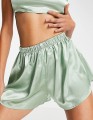 Satynowe spodenki high waist (40)