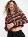 Dwukolorowy sweter wzór zamek (32)