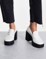 Truffle Collection Wide Fit – Białe loafersy na_yyt.jpg