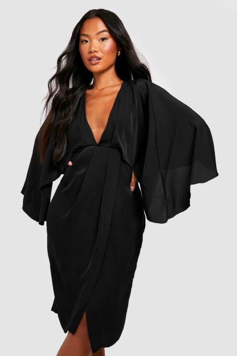 Czarna sukienka midi v neck (34)