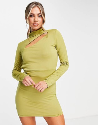 Zielona sukienka cut out (36)