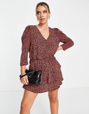 Czarna sukienka mini kwiaty v neck (38)