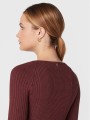guess-sukienka-dzianinowa-elsie-w2bk06-z2yj2-brazowy-slim-fit (3).jpg