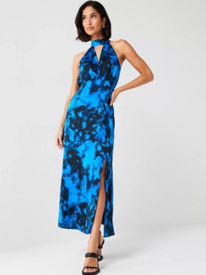 Niebieska sukienka midi wzór (44)