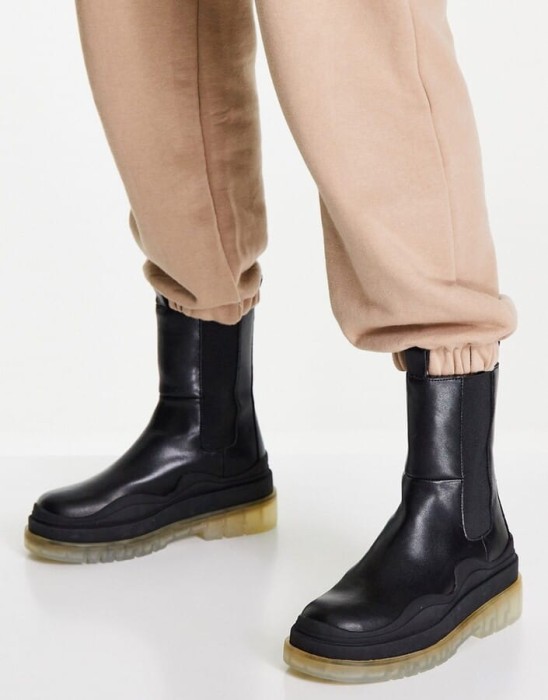 steve-madden-challenger-refined-chelsea-boots-with-transluscent-soles-in-black (2).jpg