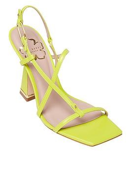 Skórzane jasnozielone sandały (37)