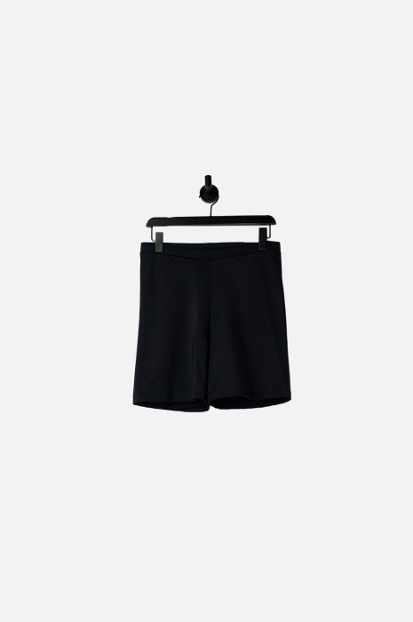 Czarne krótkie legginsy