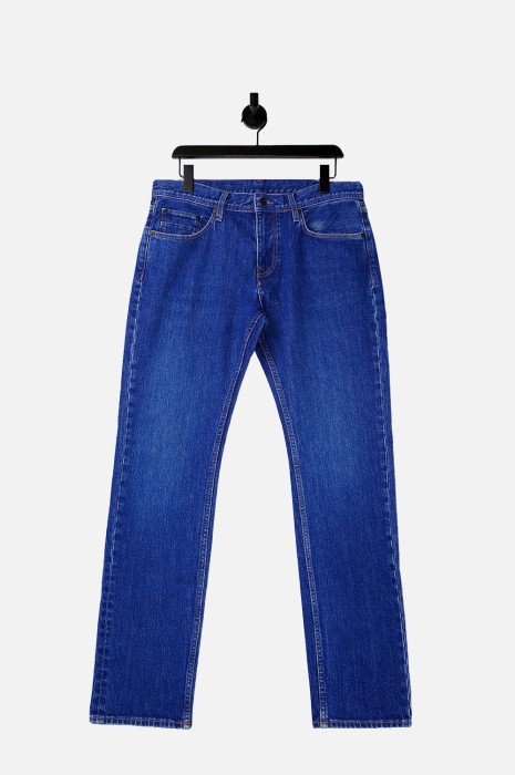 Niebieskie proste jeansy